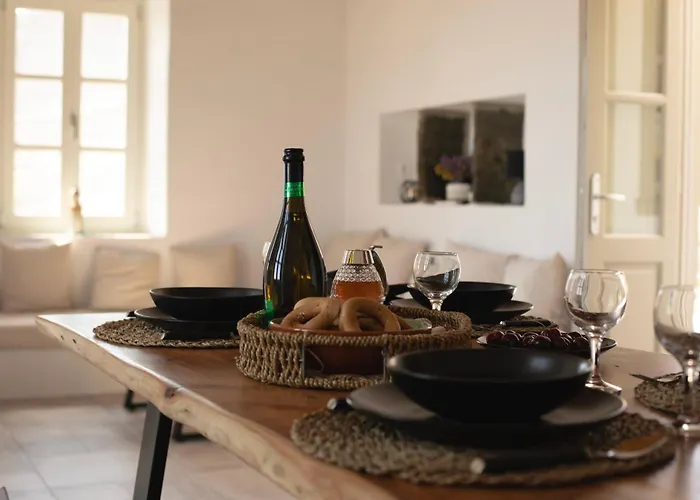 Tholos Guest House